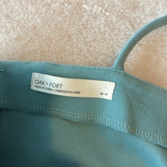 Oak & Fort dress - Picture 3 of 3